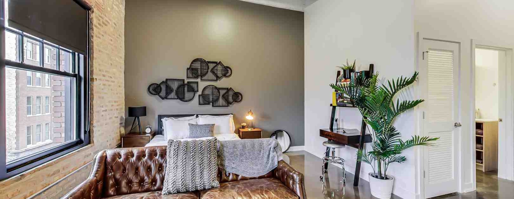 studio apartments west loop