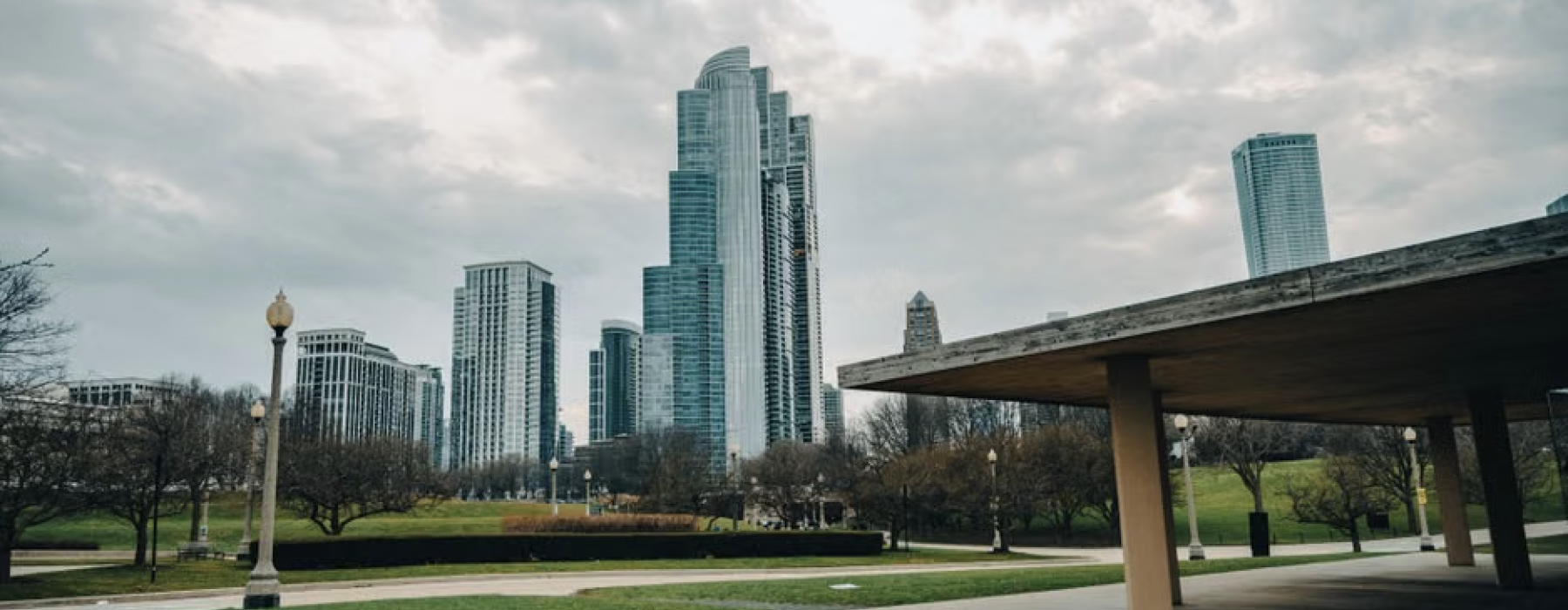 Executive apartments Chicago luxury high-rise skyline
