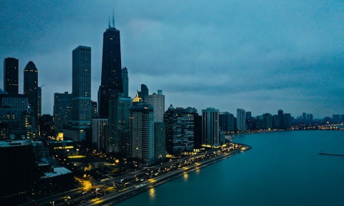 Chicago city skyline - pet-friendly apartments chicago