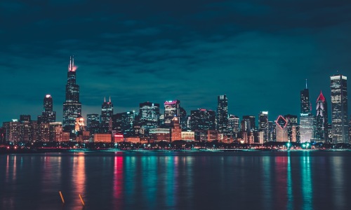 Chicago luxury apartment skyline